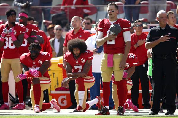 Donald Trump aims tweets at NFL and reopens anthem debate