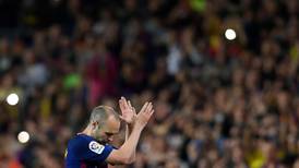 Barcelona stay unbeaten as Iniesta plays final El Clásico