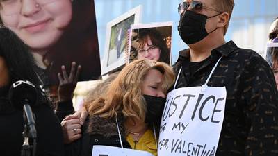 Parents of girl killed by stray police bullet in Los Angeles call for justice