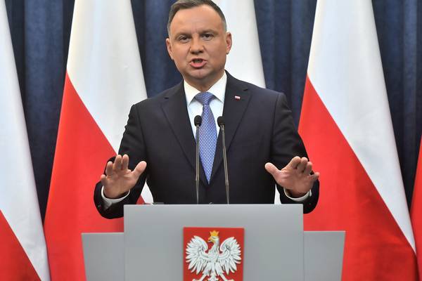 Polish president Andrzej Duda vetoes controversial media law