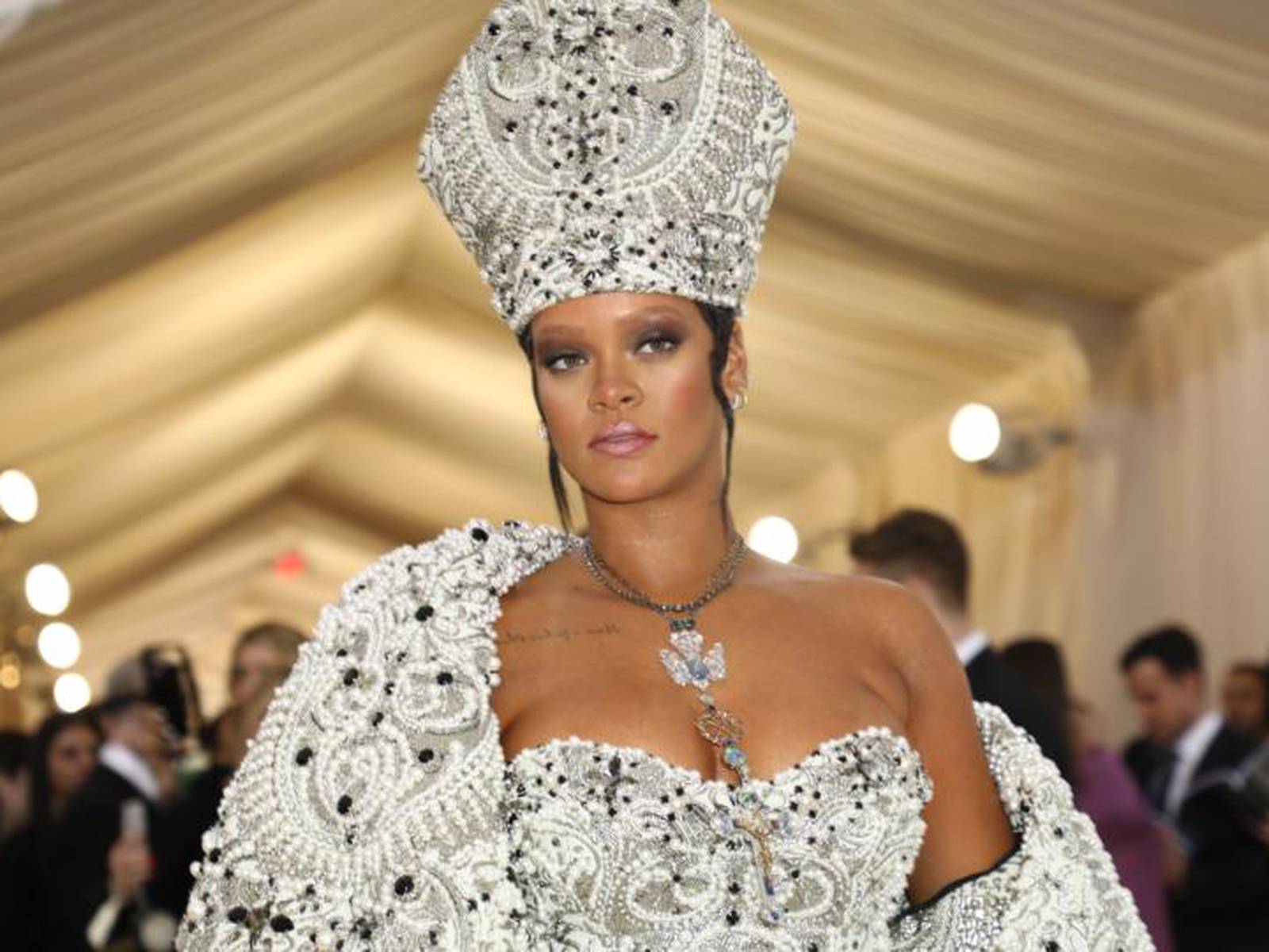 Rihanna Channels Coco Chanel With a Very Sexy Shirtdress and Piles of  Pearls at Paris Couture
