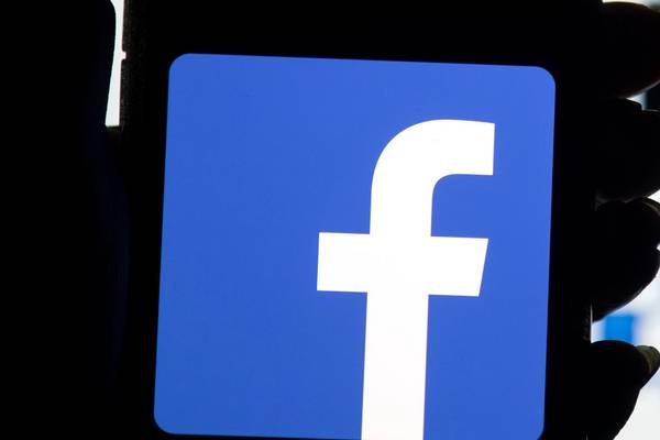 Facebook says outage caused by server change