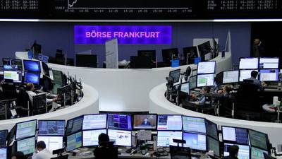 European shares lifted by  positive manufacturing data