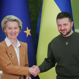 EU chiefs visit Ukraine amid fears of major new Russian offensive
