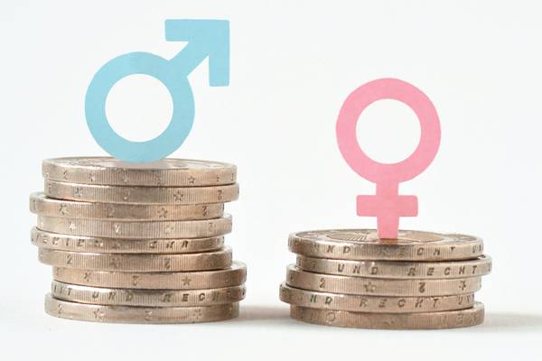 Marketing gender pay gap has widened, survey finds