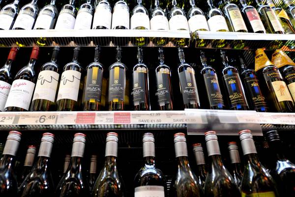 Minister calls for curbs on alcohol sales after ‘massive failure’ before Christmas
