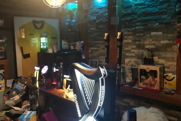 Gardaí discover suspected shebeen in Dun Laoghaire