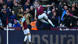 David Moyes up and running as West Ham stun Chelsea