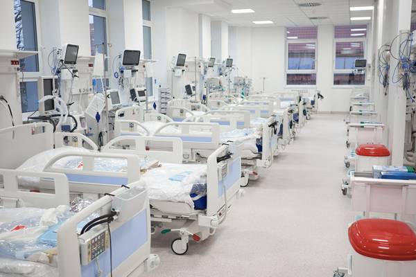 What happens if ICU beds run out in Irish hospitals?