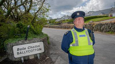 Garda who went viral directing traffic in east Cork expects quiet weekend
