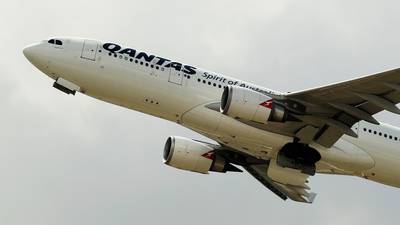 Qantas Pilots Warn Safety Risks Loom as Air Travel Rebounds