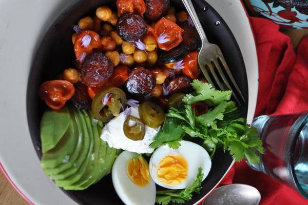 Chickpea and Chorizo bowls: easy, tasty salad you can make ahead