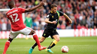 Wes Hoolahan joins West Brom on short-term deal