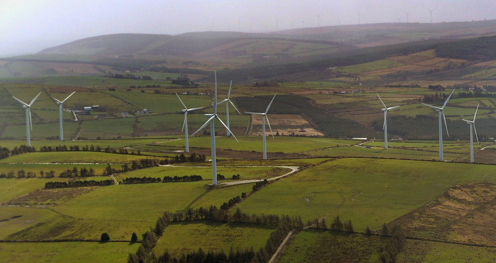 10/04/2014 - NEWS -  WEB - STOCK - GENERAL VIEW - FILE - GV. General aerial view Windfarm in Ireland.
 Photo: David Sleator/THE IRISH TIMES
Keywords; wind - engery - farm