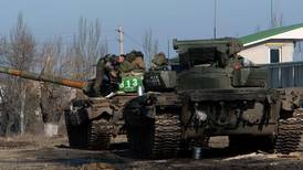 Ukraine crisis: Fighting intensifies as ceasefire nears