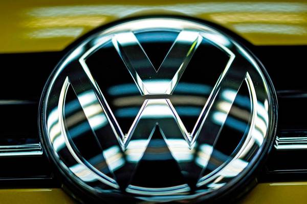 Volkswagen, Daimler in crisis meetings over cartel claims