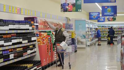 Aldi pushes through £10bn sales barrier in Christmas retail rush