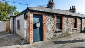 Renovated Ballsbridge cottage with potential for garden office for €750,000