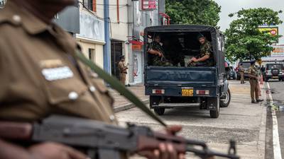 Fifteen killed in Sri Lanka gun battle