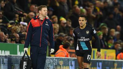 Arsene Wenger won’t risk Alexis Sanchez as he recovers from hamstring injury