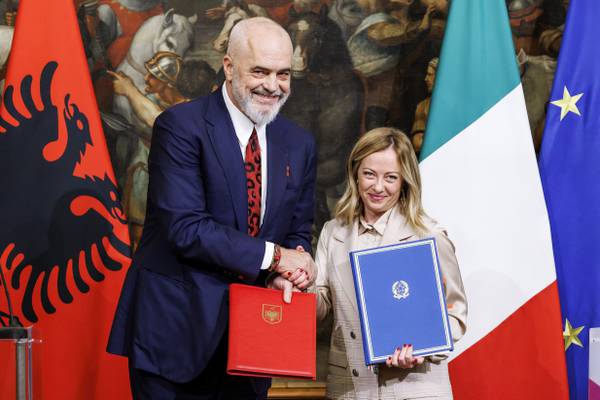 Albanian parliament ratifies migration centres deal with Italy