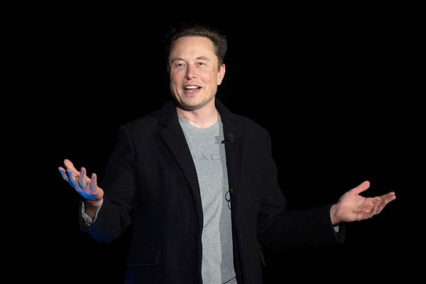 Elon Musk and his brother under SEC investigation over share sales