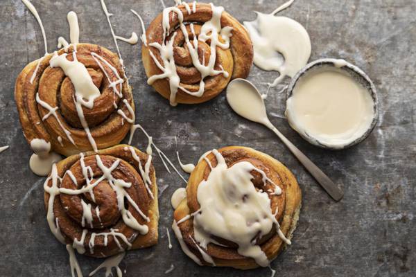 Cinnamon buns with maple cream cheese icing: A sweet and sticky autumn treat