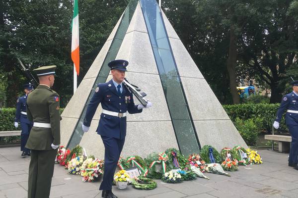 Hundreds turn out to remember those who died while serving the State
