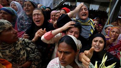 Murder of well-known journalist in Kashmir raises tensions