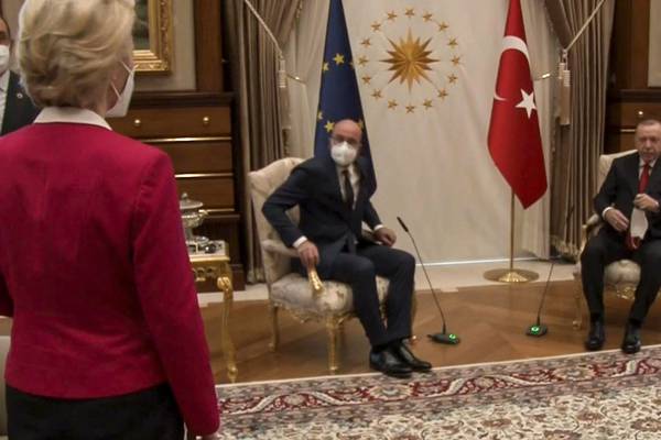 Von der Leyen snubbed in meeting with Turkish leader