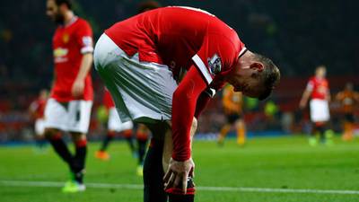 Wayne Rooney to undergo scan on knee
