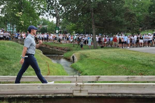 Rory McIlroy takes the lead on third day of Ohio Memorial