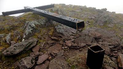 Carrauntoohil cross to be restored before Christmas