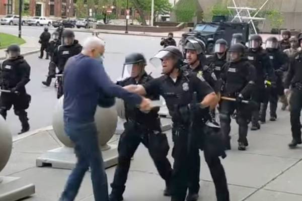 Two officers charged with assaulting protester (75) in Buffalo