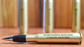Colombian peace deal to be signed using pen made from bullet