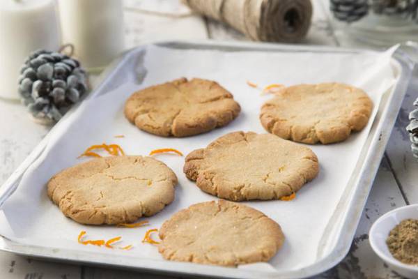 Chewy ginger cookies to give as gifts (if they last that long)