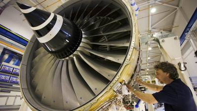 Rolls-Royce reduces shareholder payments
