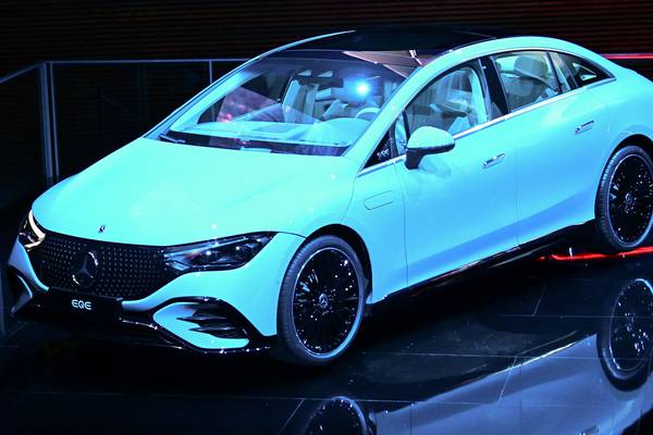 Mercedes shows off new EQE and delivers 2025 electric promis
