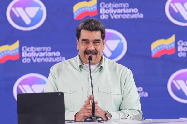 Maduro hails ‘cordial’ talks with US as west seeks new oil supplies