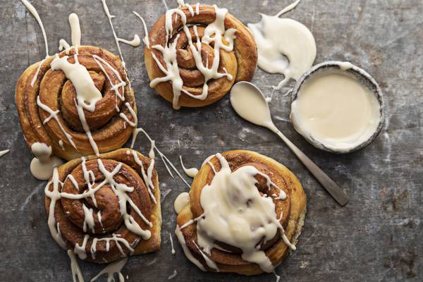 Cinnamon buns with maple cream cheese icing