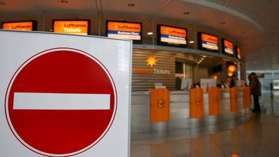 Further travel chaos as Lufthansa pilots resume strike