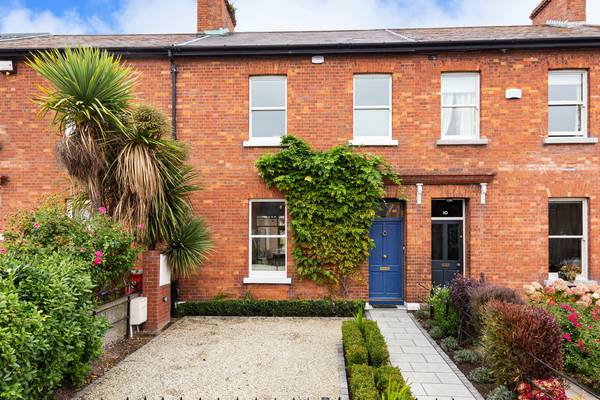 Smart family home with workspace on Londonbridge Road for €1.245m