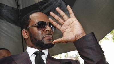 R Kelly ‘offered underage fan $200 to strip and dance with him’