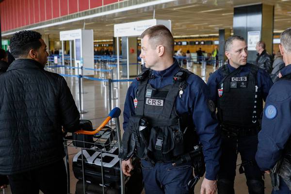 Drug and alcohol tests on  suspected terrorist killed at Paris airport