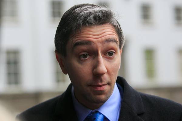 Spinal rod concerns expressed to Simon Harris a year ago