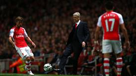 Wenger keen to avoid stressful playoff with Old Trafford success