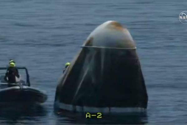 SpaceX mission: Nasa astronauts splash down aboard Crew Dragon capsule