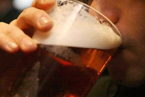 Drinking in teens and 20s increases risk of getting cancer