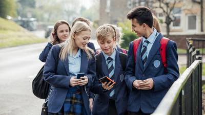 Class action: the schools banning mobile phones