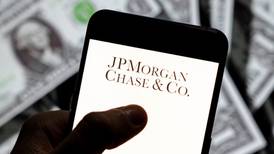 JPMorgan Chase tells UK staff that more of them will return to office